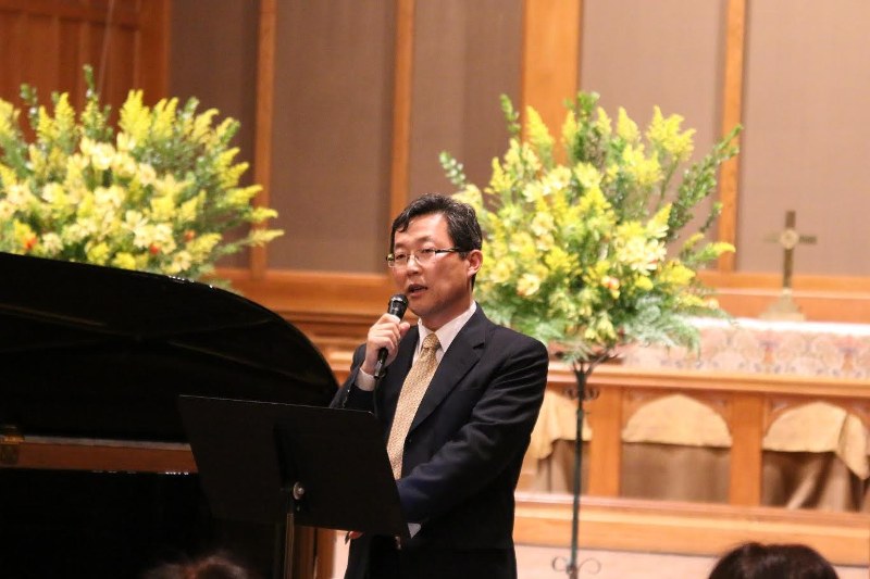 photo of Consul General Kwang